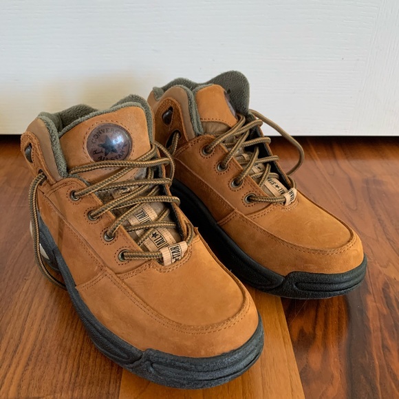 Converse Safety Shoes (Men’s 4.5/Wo 6.5) - Make OFFER - Picture 2 of 6